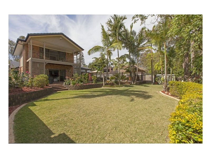 12 Westlake Drive, Mount Ommaney QLD 4074