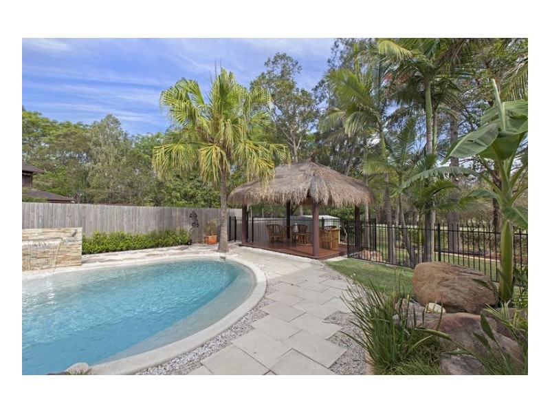 12 Westlake Drive, Mount Ommaney QLD 4074