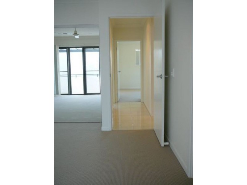 H03 Acacia Court, Robina QLD 4226