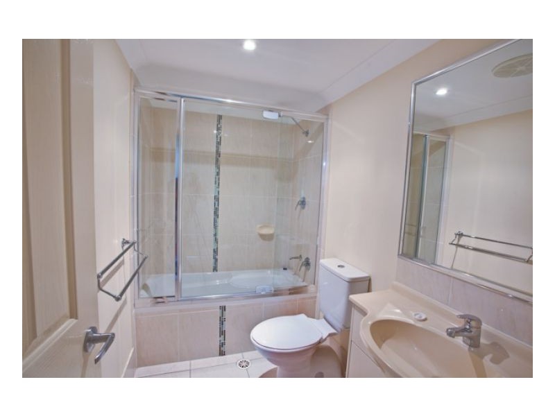 01/50 Enborisoff Street, Brisbane QLD 4000