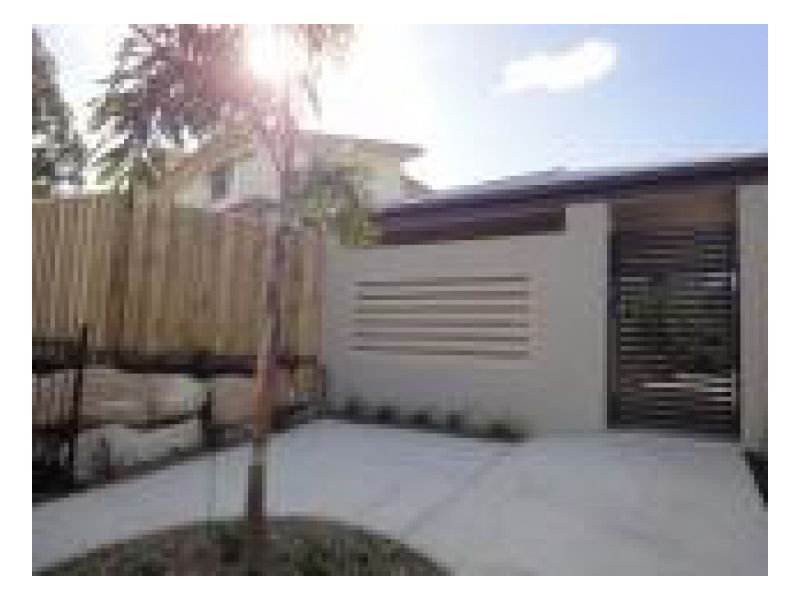 2 Abrahams Road, Upper Coomera QLD 4209