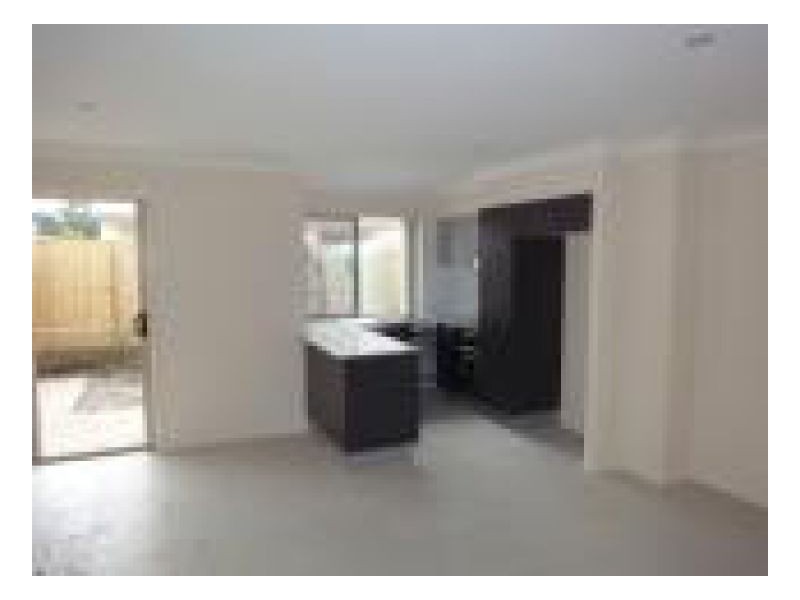 2 Abrahams Road, Upper Coomera QLD 4209