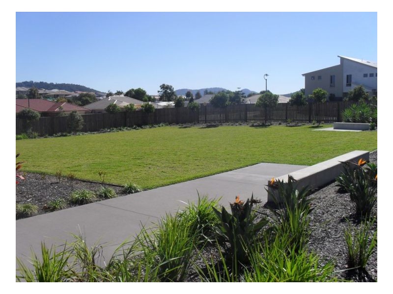 11 1 Belongil Street, Pacific Pines QLD 4211