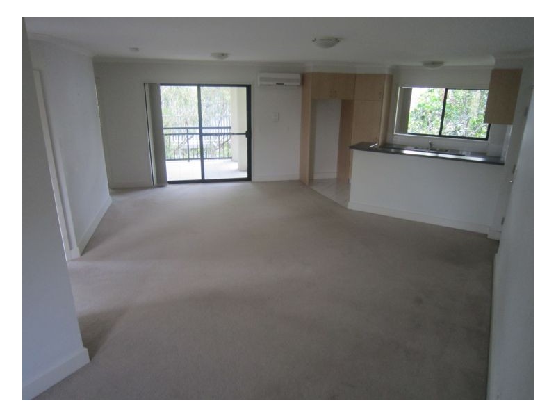 138 High Street, Southport QLD 4215