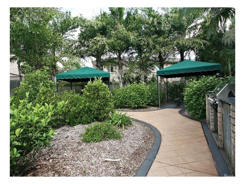 16 Arcadia Street, Eight Mile Plains QLD 4113