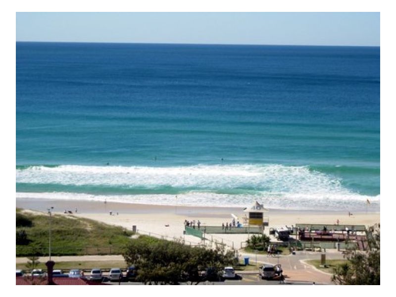 13 Cunningham Ave, Main Beach QLD 4217