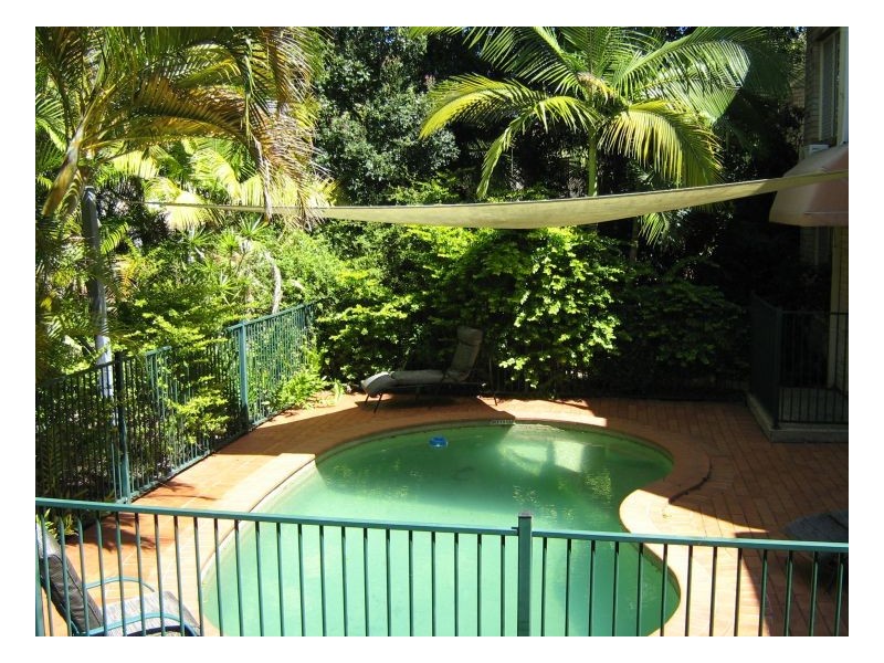 6/57 Worendo Street, Southport QLD 4215