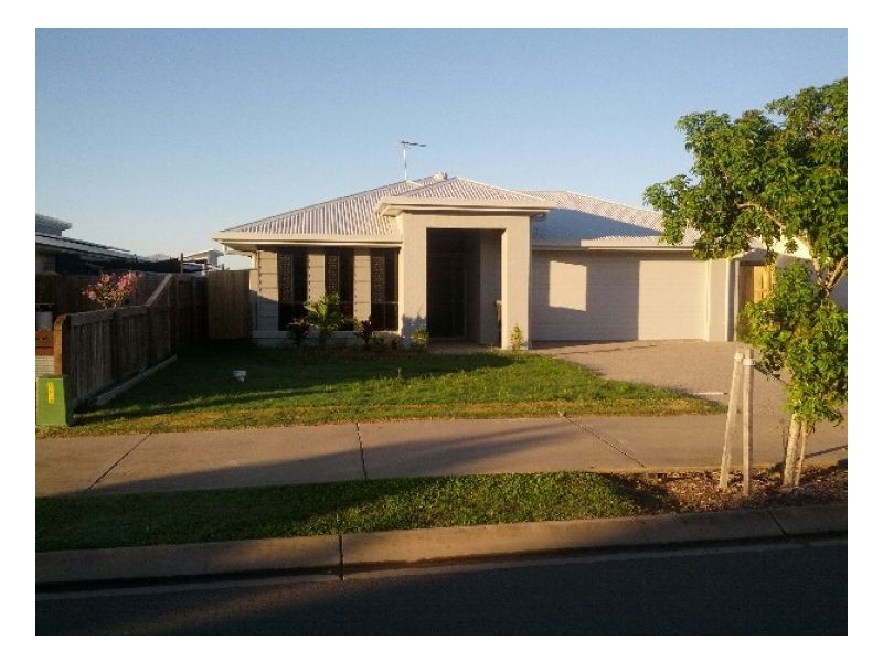 14 Montgomery St, Rural View QLD 4740