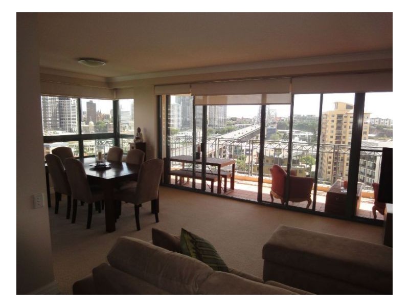 61 Goodwin Street, Kangaroo Point QLD 4169