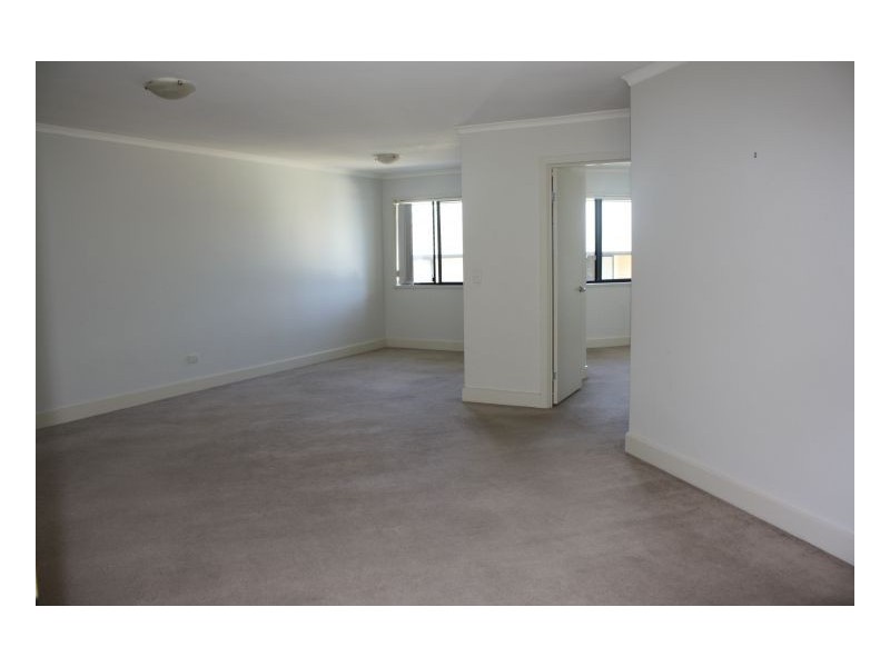 138 High Street, Southport QLD 4215