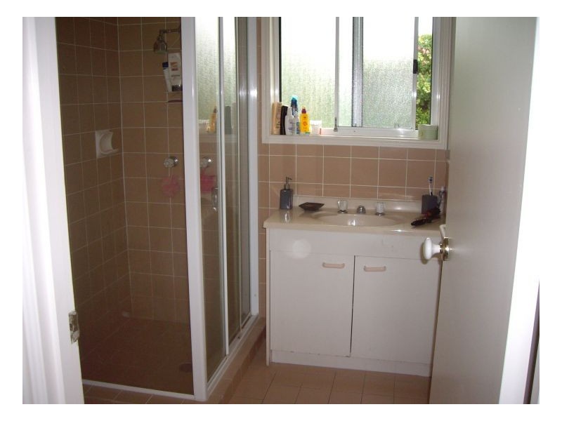 Unit 3 125 Pappas Way, Carrara QLD 4211