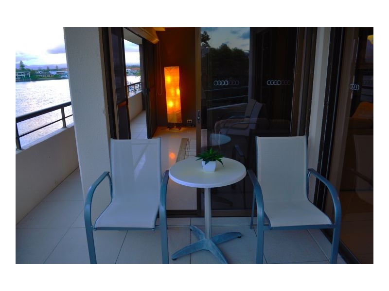 11/ 1 Peninsular Drive, Surfers Paradise QLD 4217