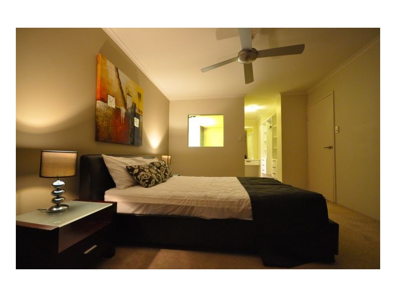 11/ 1 Peninsular Drive, Surfers Paradise QLD 4217