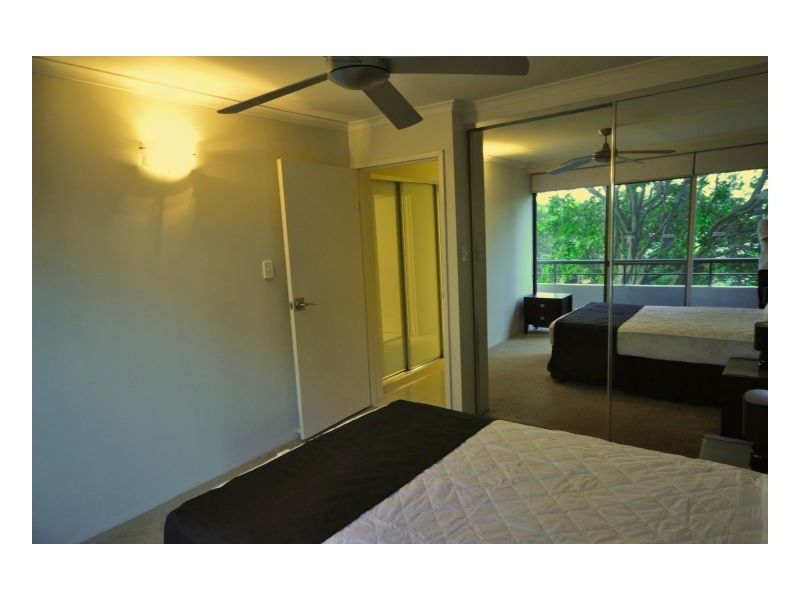 11/ 1 Peninsular Drive, Surfers Paradise QLD 4217