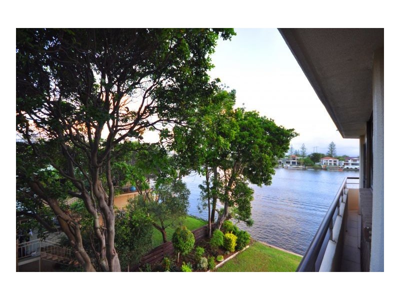 11/ 1 Peninsular Drive, Surfers Paradise QLD 4217