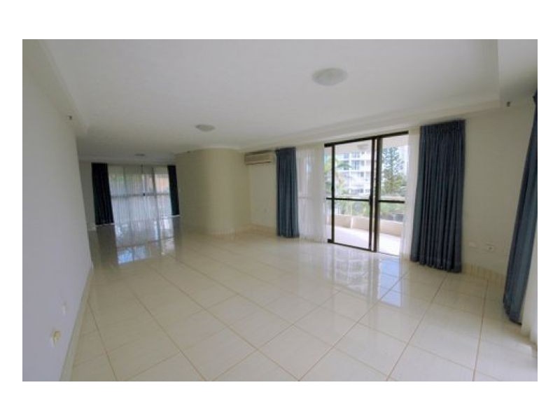 Main Beach QLD 4217