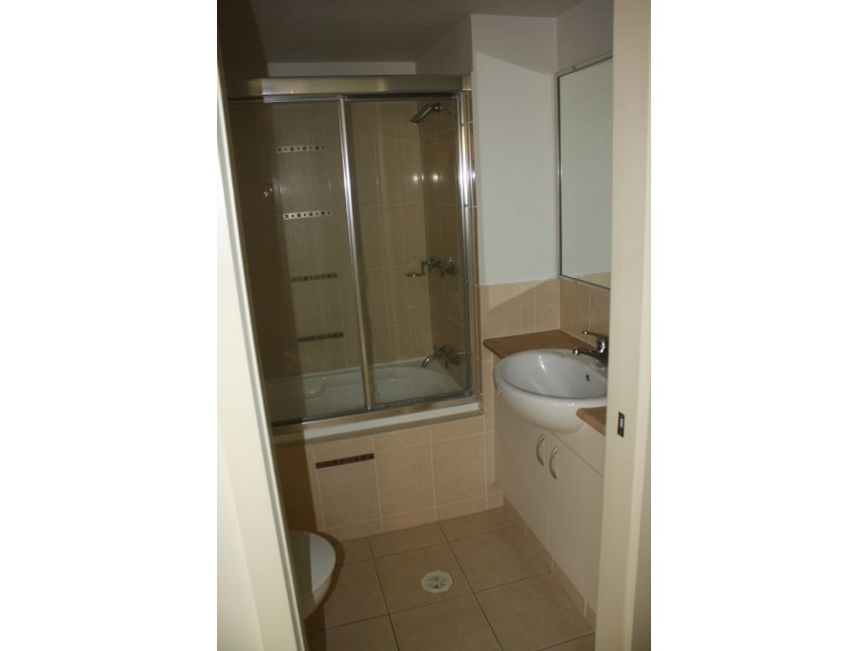 138 High Street, Southport QLD 4215