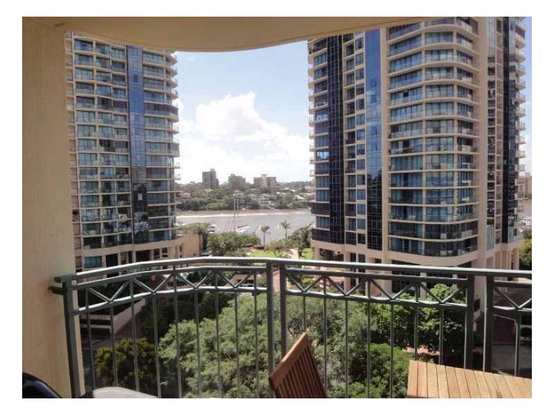 19/1 Goodwin Street, Kangaroo Point QLD 4169