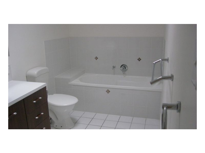 6 Tibbing, Nerang QLD 4211