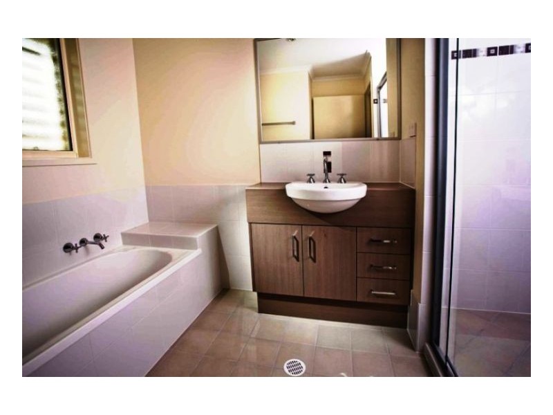 301 Elsie Street, Kallangur QLD 4503