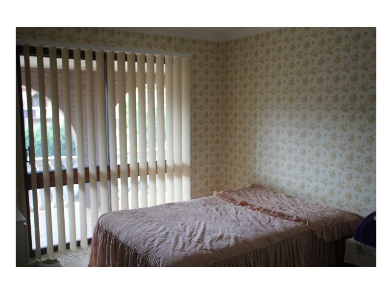 8 Nodosa, Robertson QLD 4109