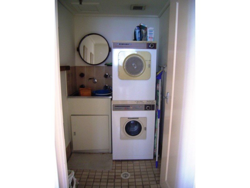 80 The Esplanade, Surfers Paradise QLD 4217