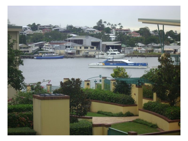 2/27 Harbour Rd, Sutherland Tower,, Hamilton QLD 4007