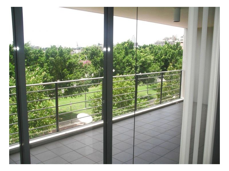 211/182 Grey Street, South Bank QLD 4101