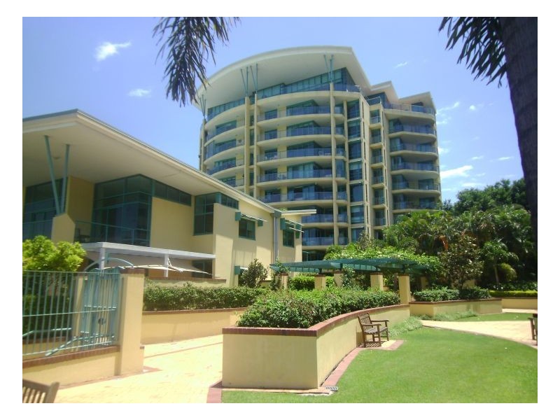 27 Harbour Rd, Hamilton QLD 4007