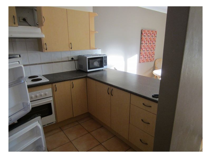 232/191 Mcleod Street, Cairns North QLD 4870