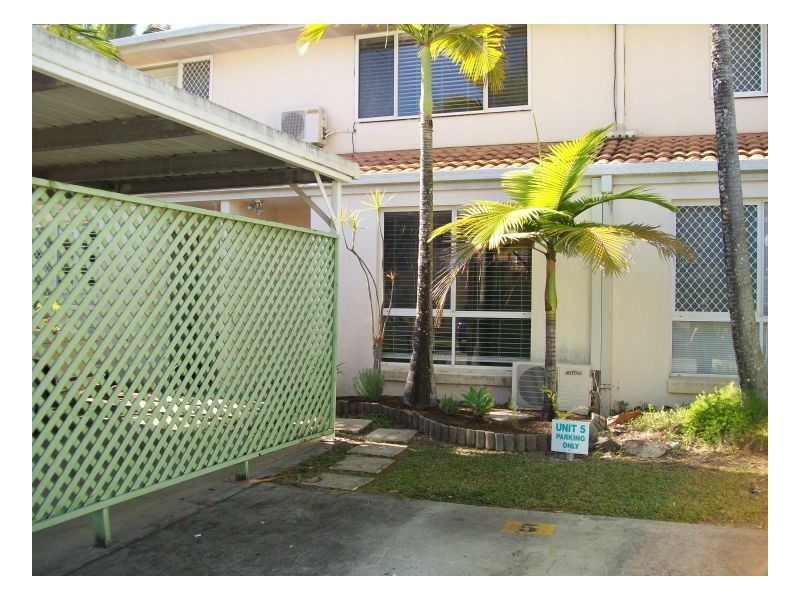 Unit 5 125 Pappas Way, Carrara QLD 4211