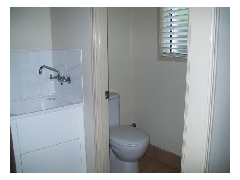 Unit 5 125 Pappas Way, Carrara QLD 4211