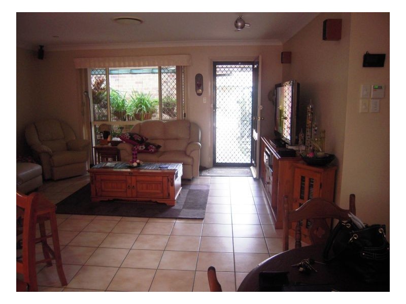 23 Tristan Court, Benowa QLD 4217