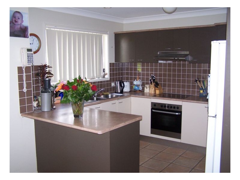 30 Federation St, Wynnum West QLD 4178