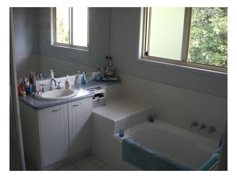 380 Nottingham Rd, Parkinson QLD 4115