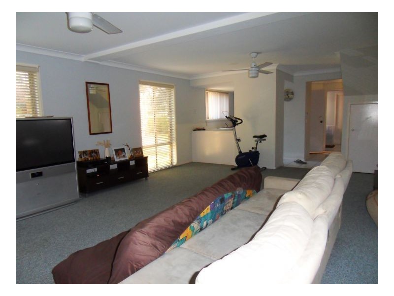 @/11 townhouse – Waterford Court, Bundall QLD 4217