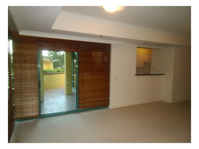 27 Harbour Rd, Bretts Wharf,, Hamilton QLD 4007