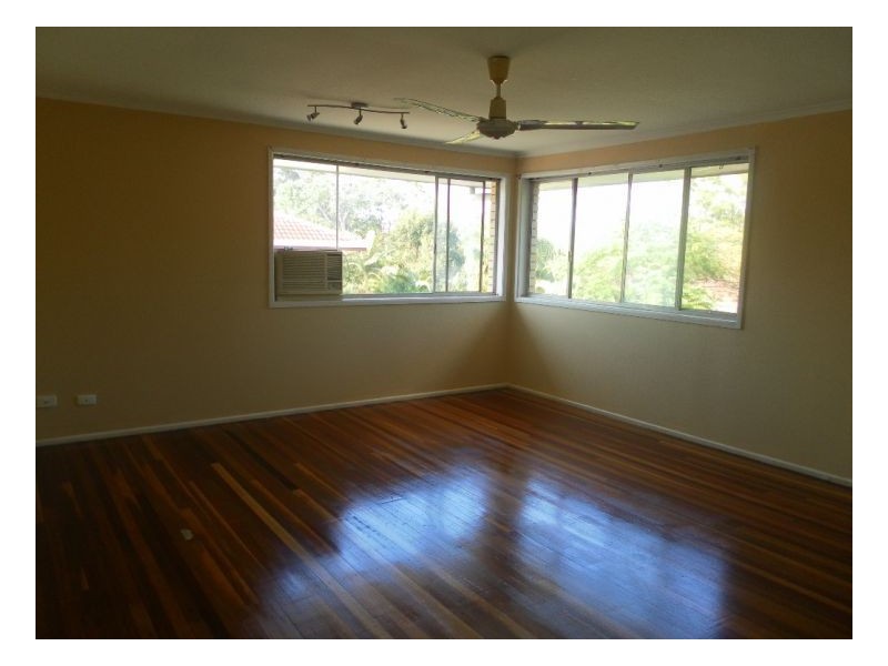 20 Nandala, Tanah Merah QLD 4128