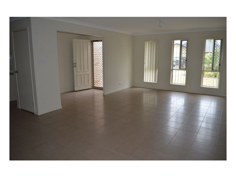 Lot 2 / 7 Short Street, Boronia Heights QLD 4124