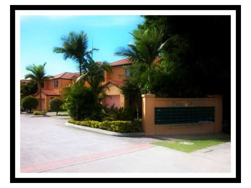 27/120 Highfield Drive, Merrimac QLD 4226