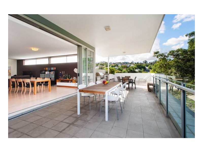 10 Dowse Street, Paddington QLD 4064