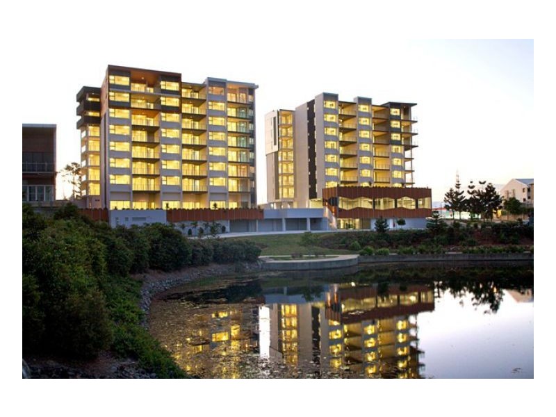 8E / 133 Laver Drive, Robina QLD 4226