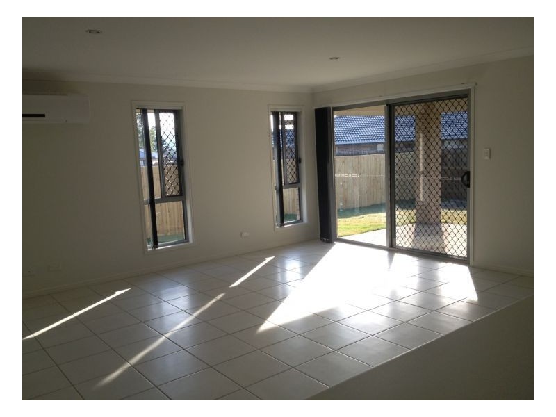 7 Macaulay St, Fernvale QLD 4306