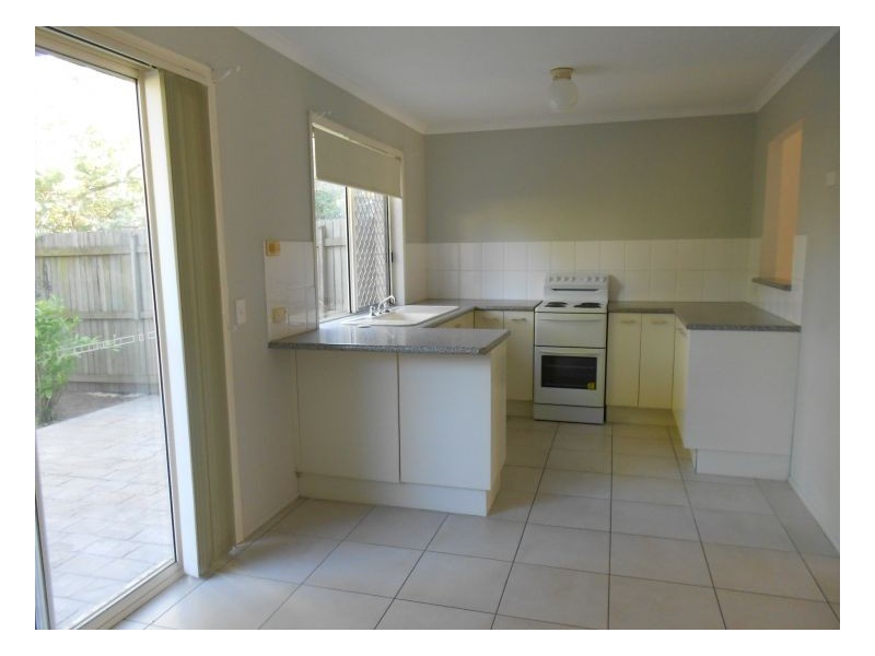 2 11 Rebecca Way, Slacks Creek QLD 4127