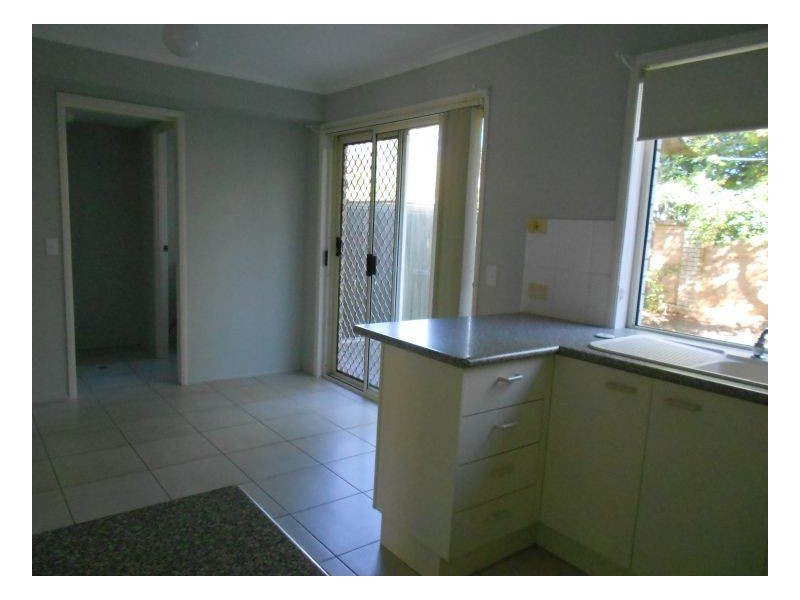 2 11 Rebecca Way, Slacks Creek QLD 4127