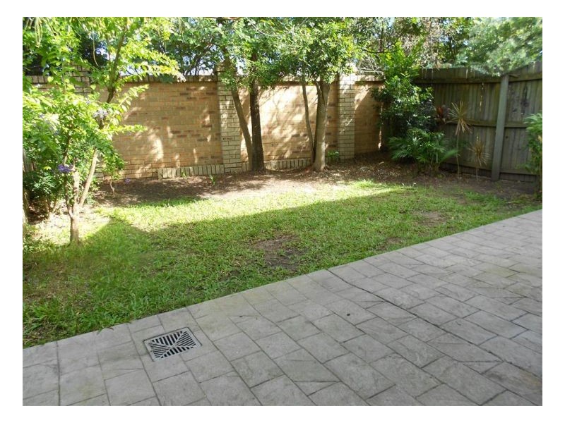 2 11 Rebecca Way, Slacks Creek QLD 4127