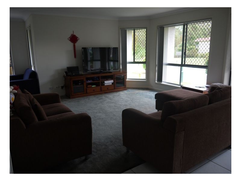 15 Mead Place, Calamvale QLD 4116