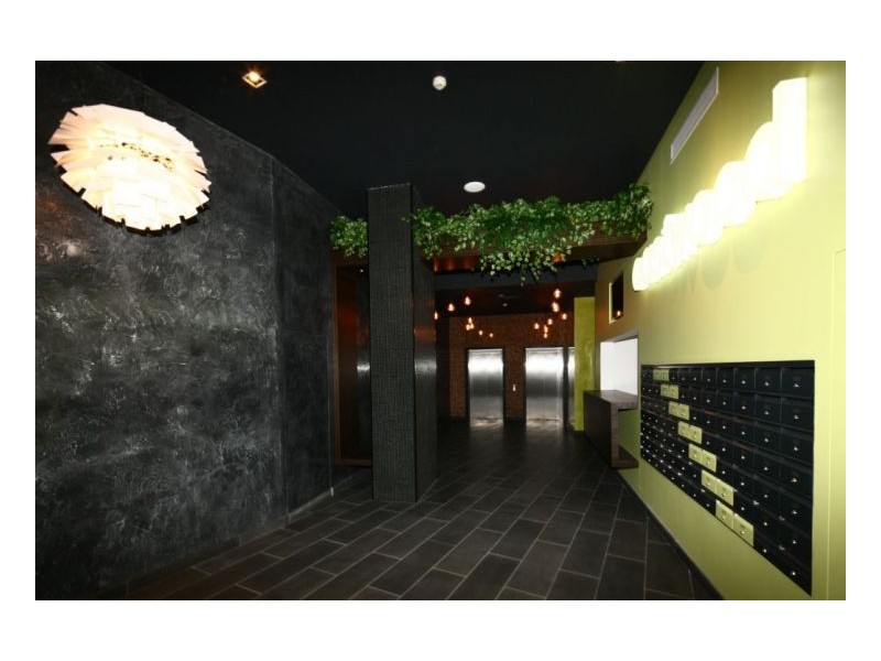 716/159 Logan Rd, Woolloongabba QLD 4102