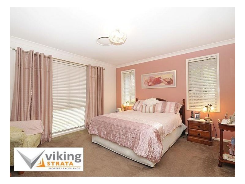 4 Petrie Crescent, Aspley QLD 4034