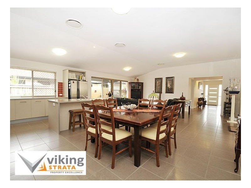 4 Petrie Crescent, Aspley QLD 4034